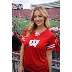 Box Seat Wisconsin Badgers Football Jersey Womens Large Red White